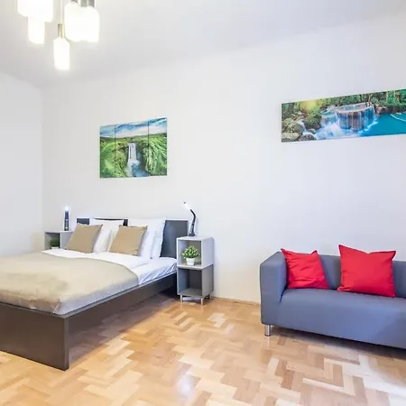 公寓 Large And Comfy 布达佩斯