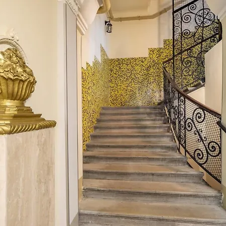 Large And Comfy Apartment Budapest