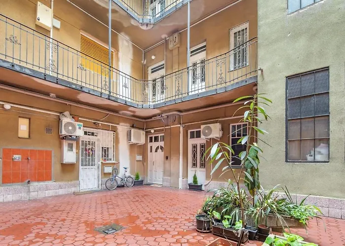 Apartament Large And Comfy *