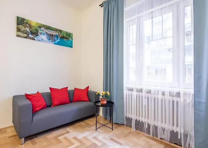 Large And Comfy Budapest