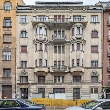 Large And Comfy Апартаменты *