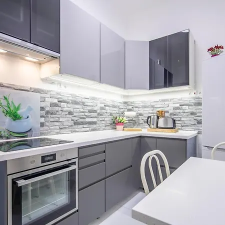 Апартаменты Large And Comfy Будапешт